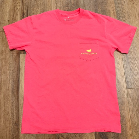 Southern Marsh Women’s Coral Graphic Tee - Picture 2 of 3
